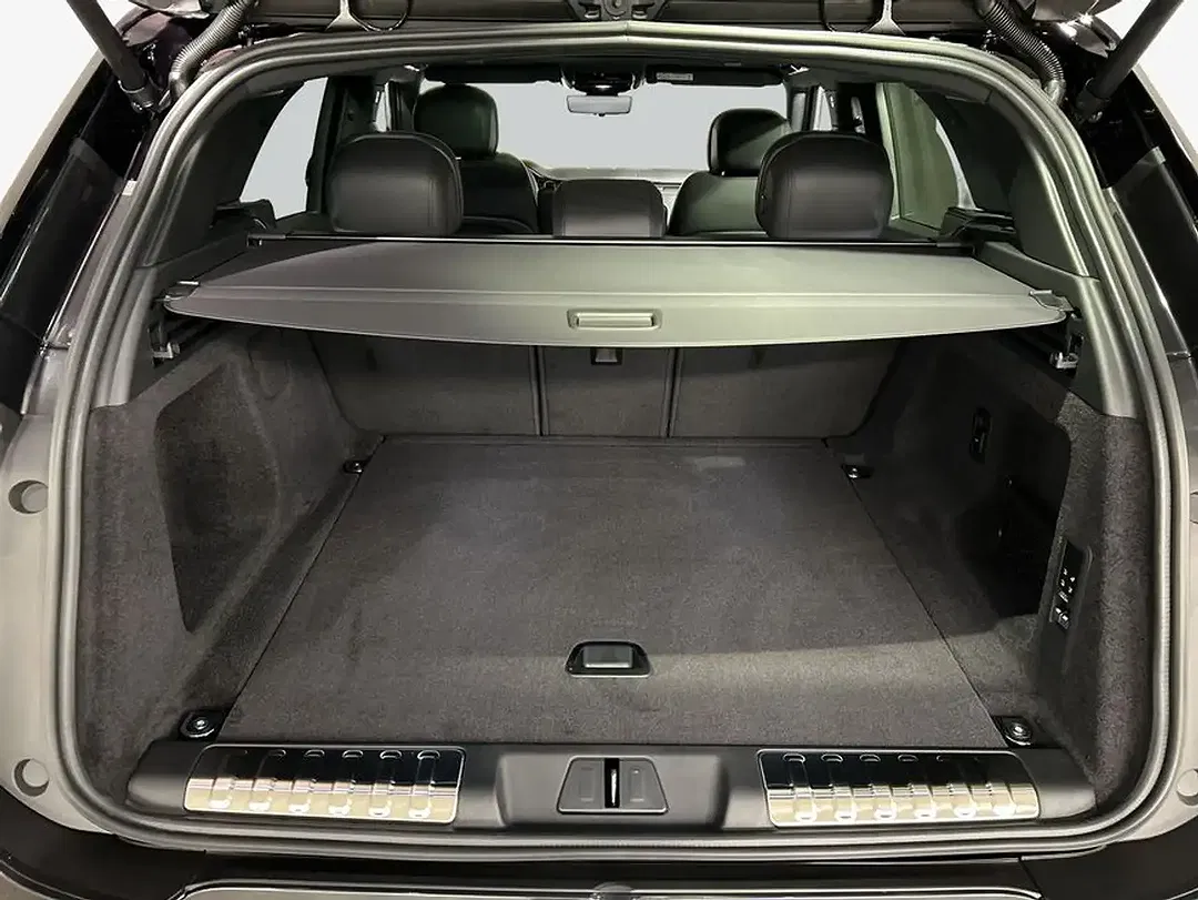Land Rover Range Rover Sport - Thumbnail 11