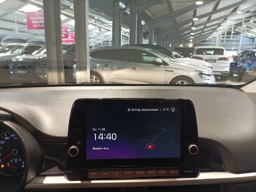 Kia Picanto - Thumbnail 11
