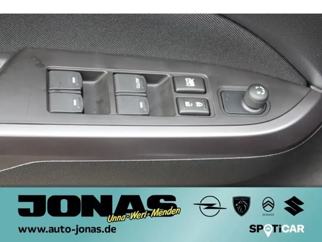 Suzuki Vitara - Thumbnail 13