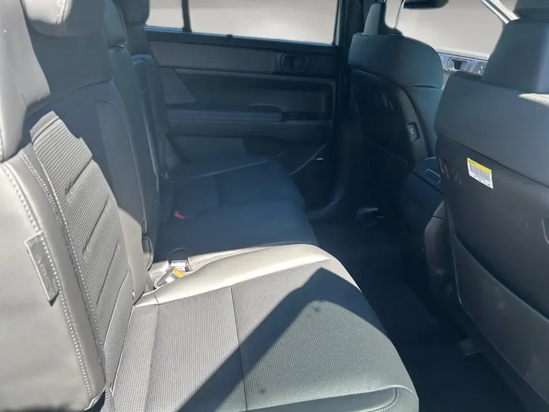 Hyundai SANTA FE - Thumbnail 13