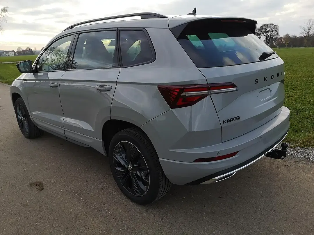 Skoda Karoq - Thumbnail 3