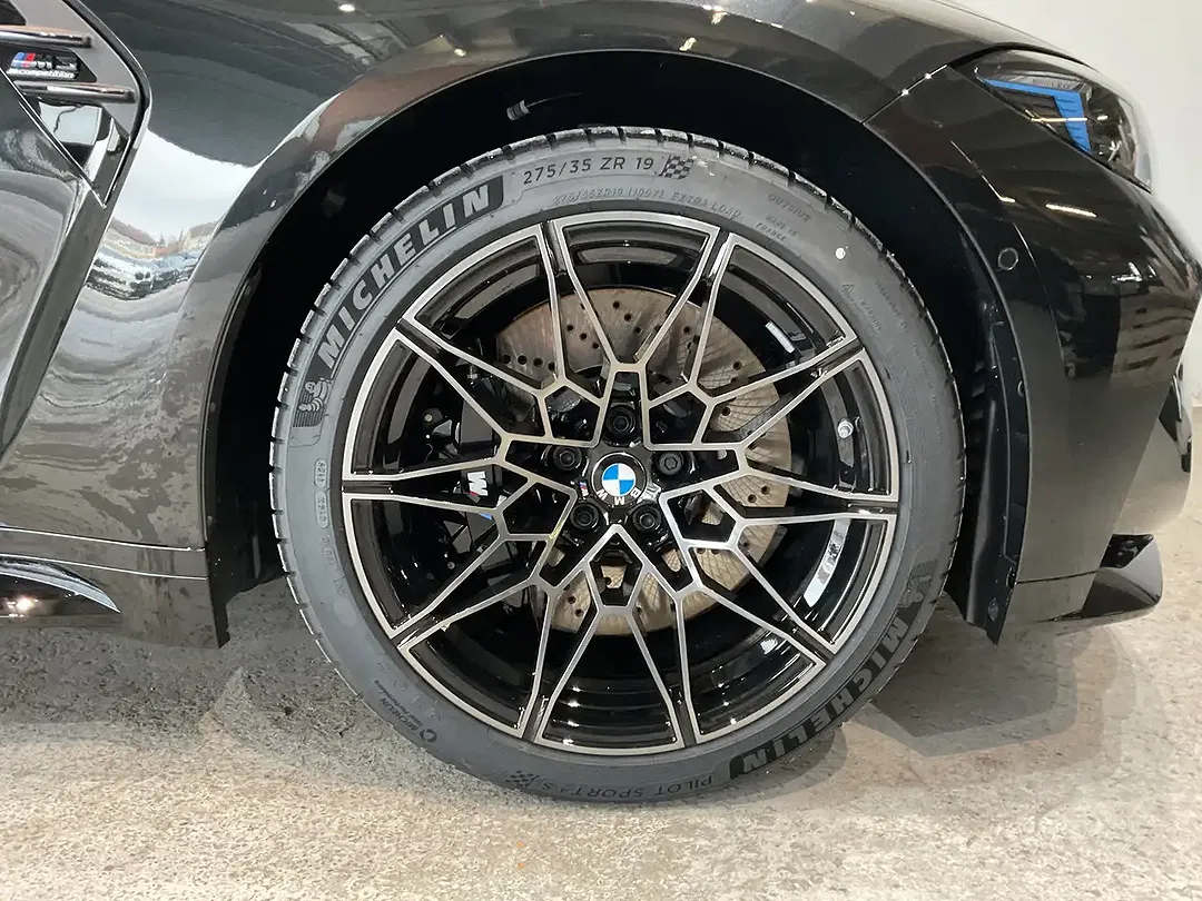 BMW M3 - Thumbnail 12