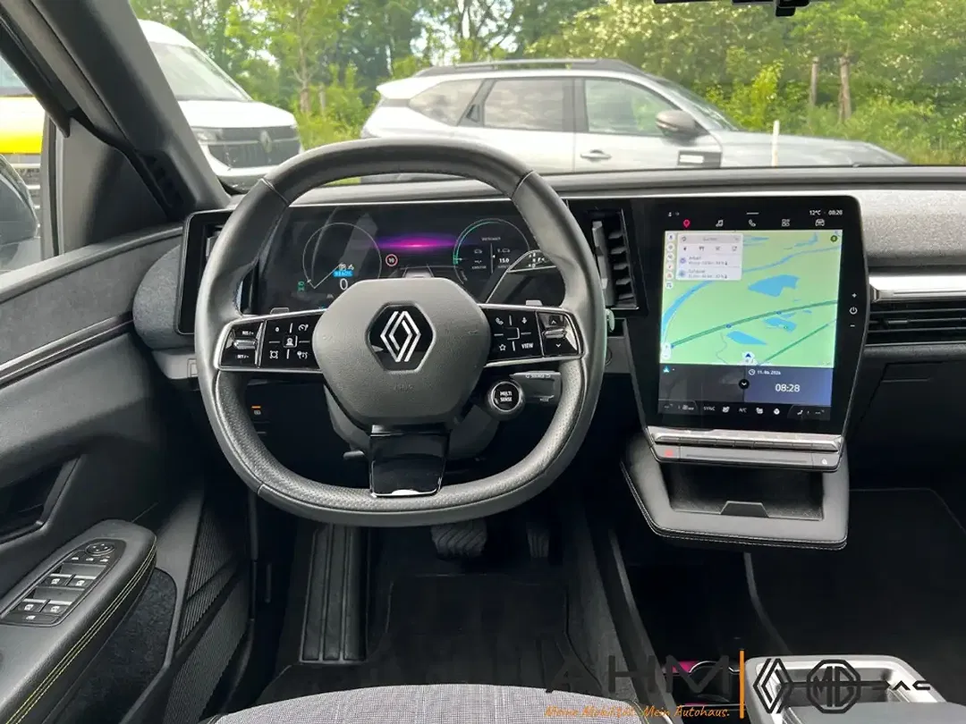 Renault Megane E-Tech - Thumbnail 15
