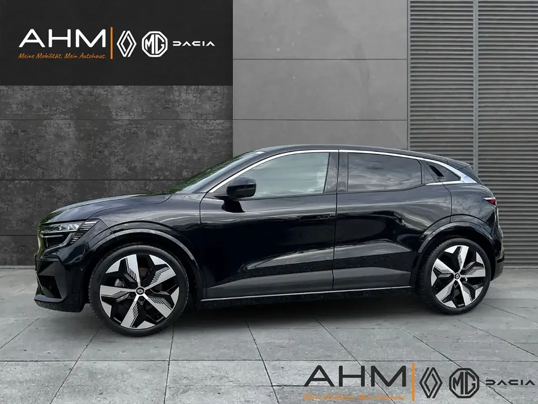 Renault Megane E-Tech - Thumbnail 5
