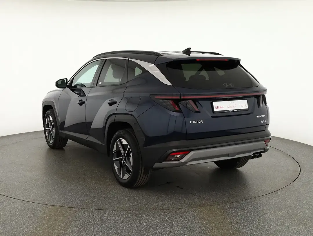 Hyundai TUCSON - Thumbnail 2