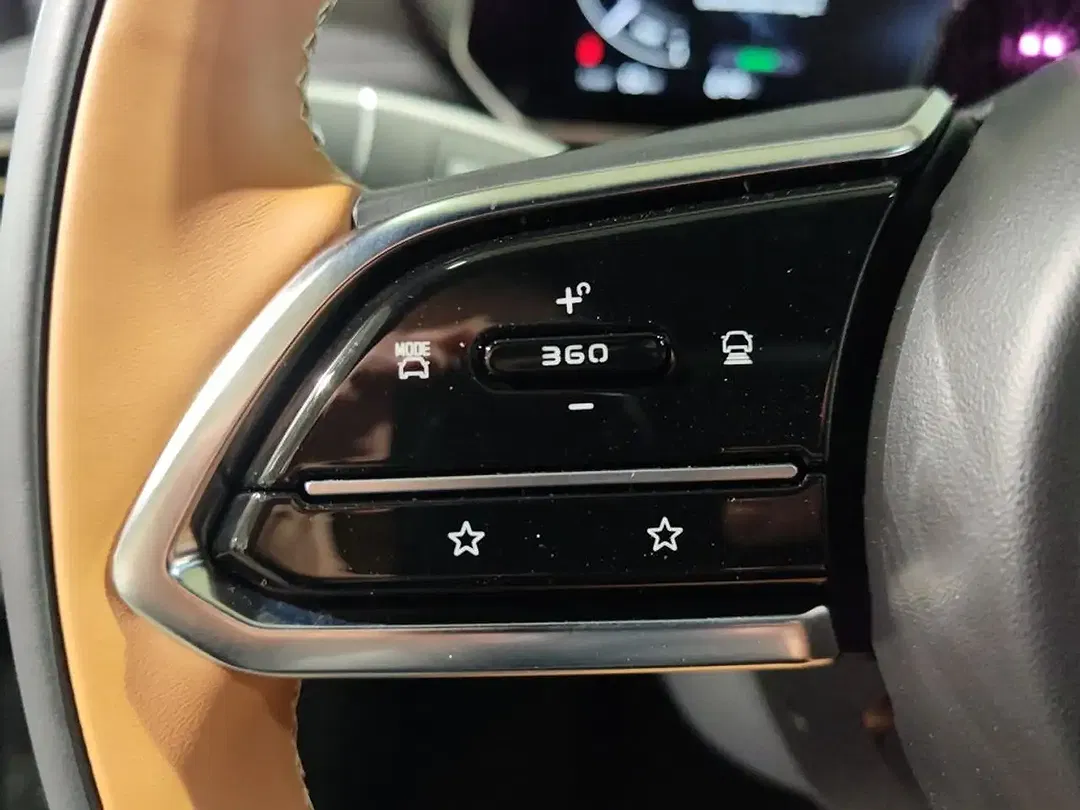 Mazda 6e - Thumbnail 15