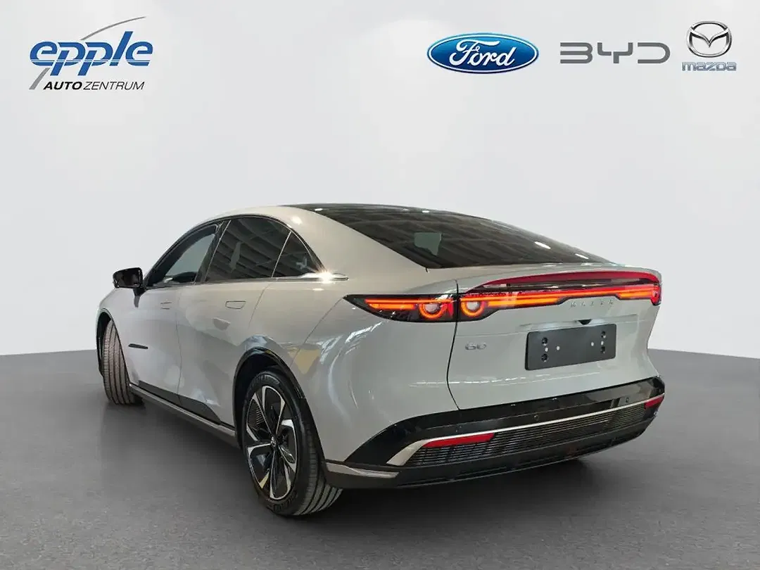 Mazda 6e - Thumbnail 4