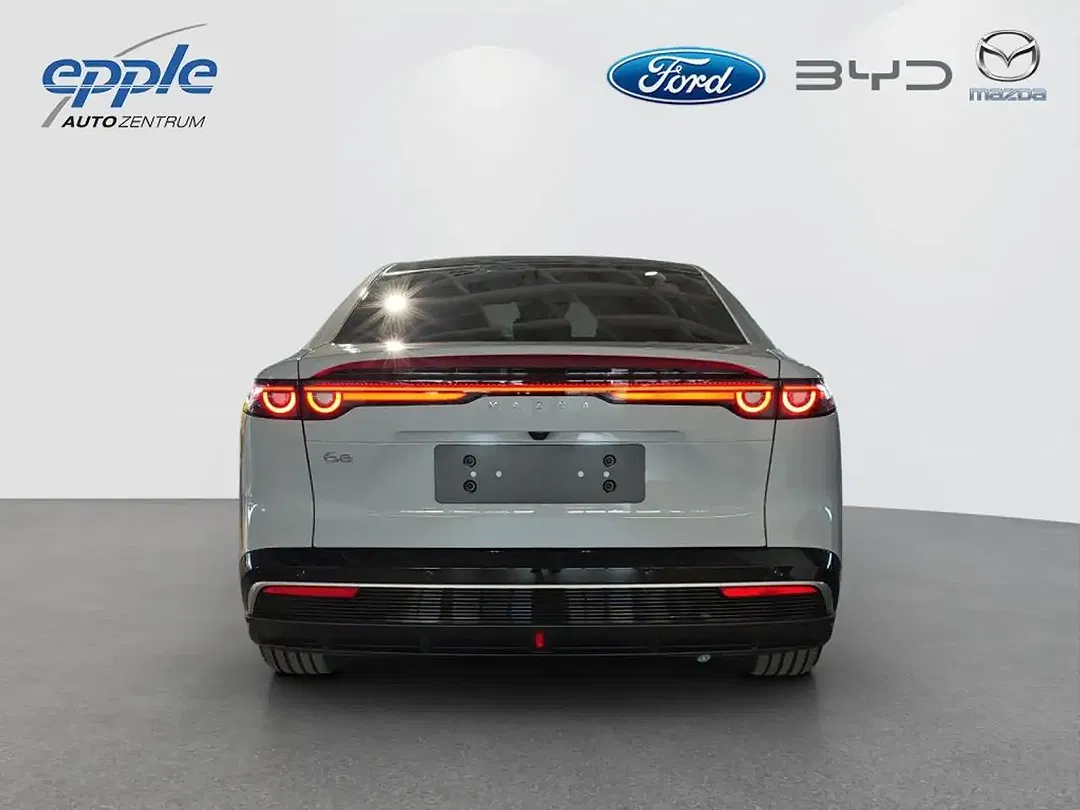 Mazda 6e - Thumbnail 5