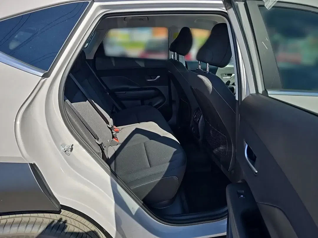 Hyundai KONA - Thumbnail 13