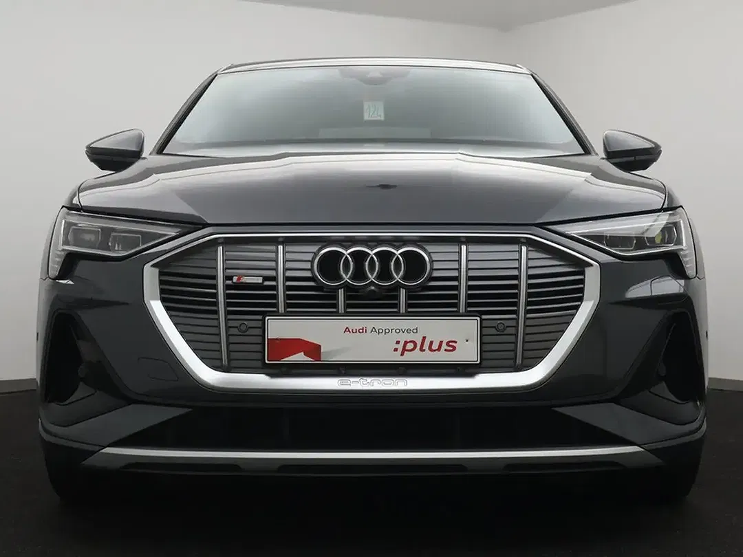 Audi e-tron - Thumbnail 4