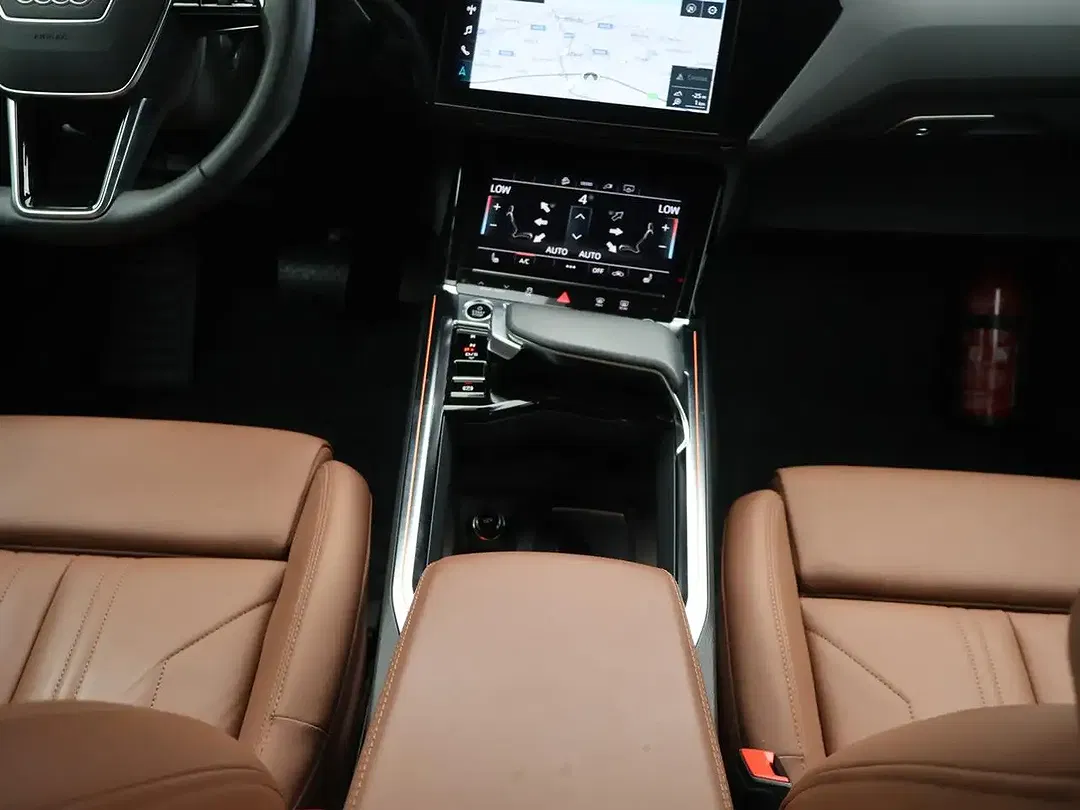 Audi e-tron - Thumbnail 8
