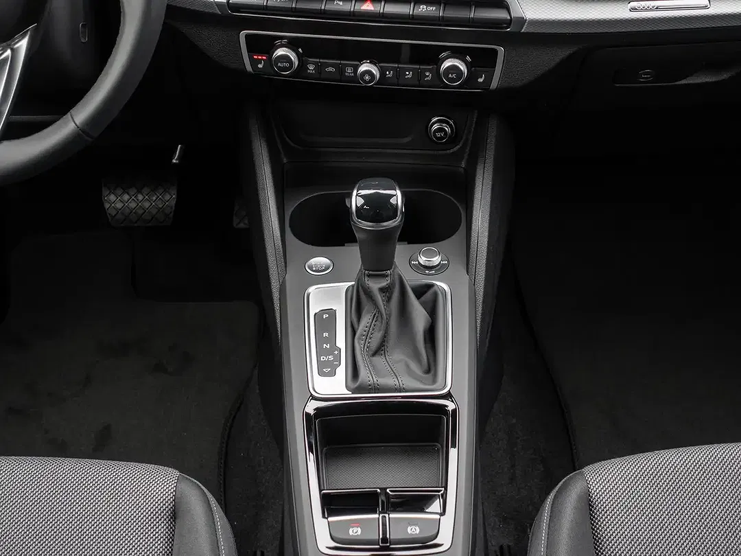 Audi Q2 - Thumbnail 11