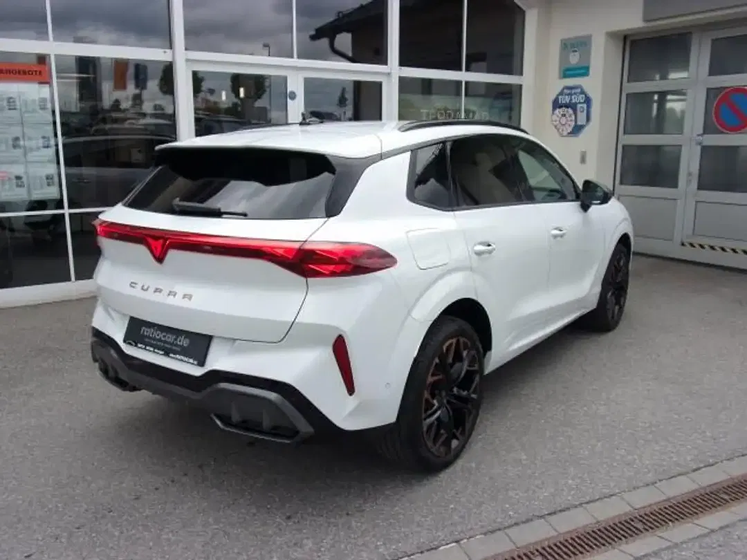 CUPRA Terramar - Thumbnail 2
