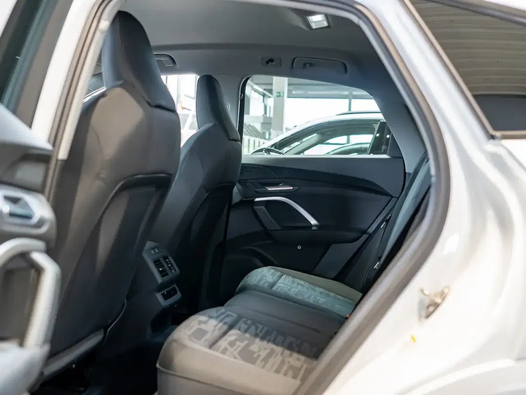 Audi Q5 - Thumbnail 4