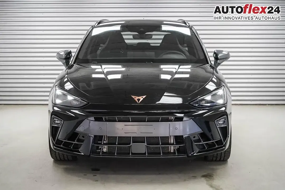 CUPRA Leon - Thumbnail 1