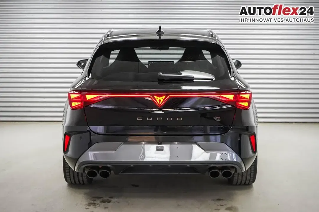 CUPRA Leon - Thumbnail 3