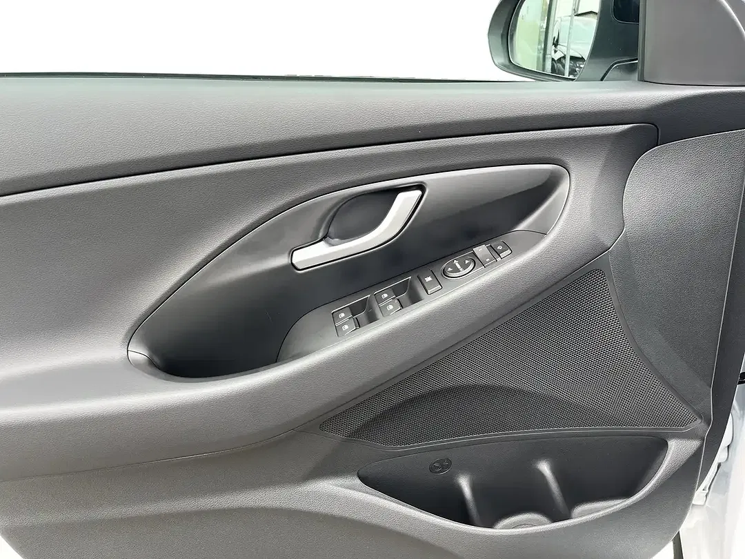 Hyundai i30 - Thumbnail 9