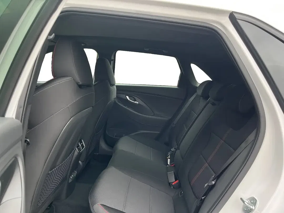 Hyundai i30 - Thumbnail 13