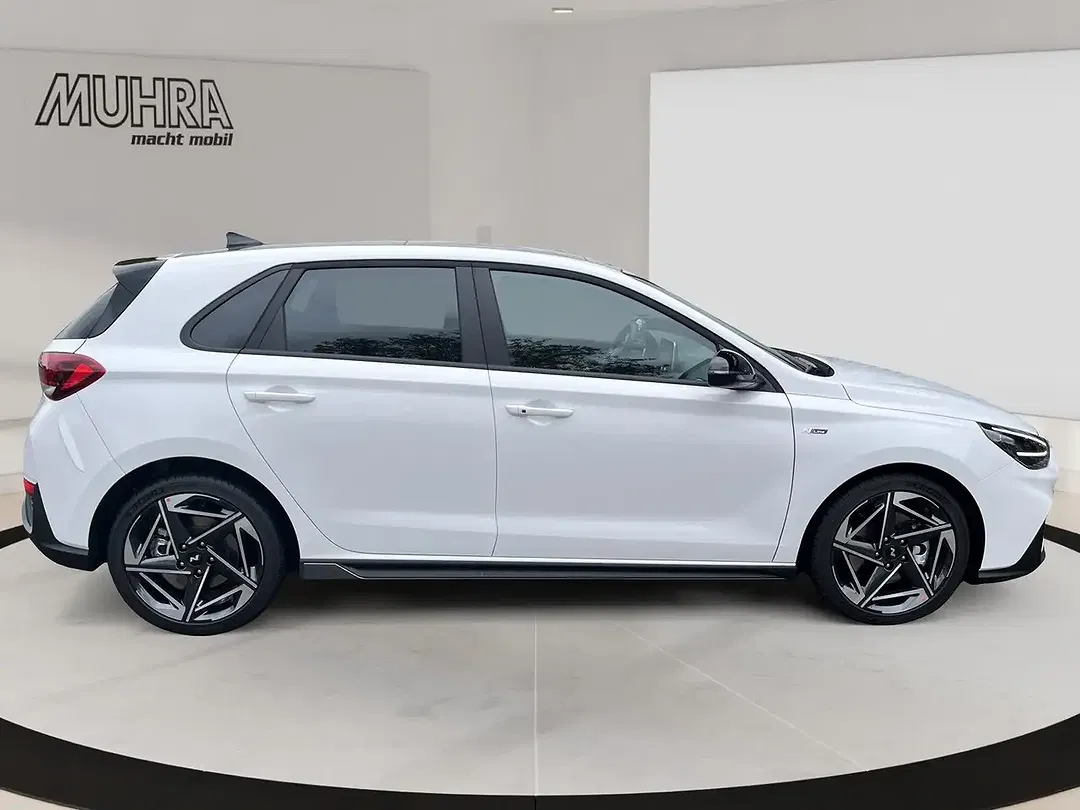 Hyundai i30 - Thumbnail 4