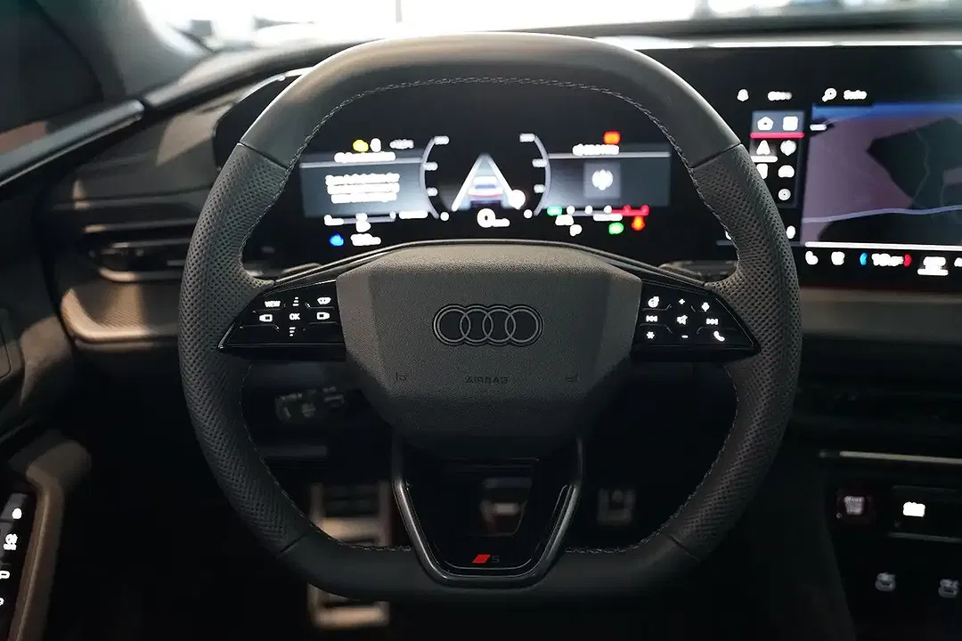Audi SQ5 - Thumbnail 13
