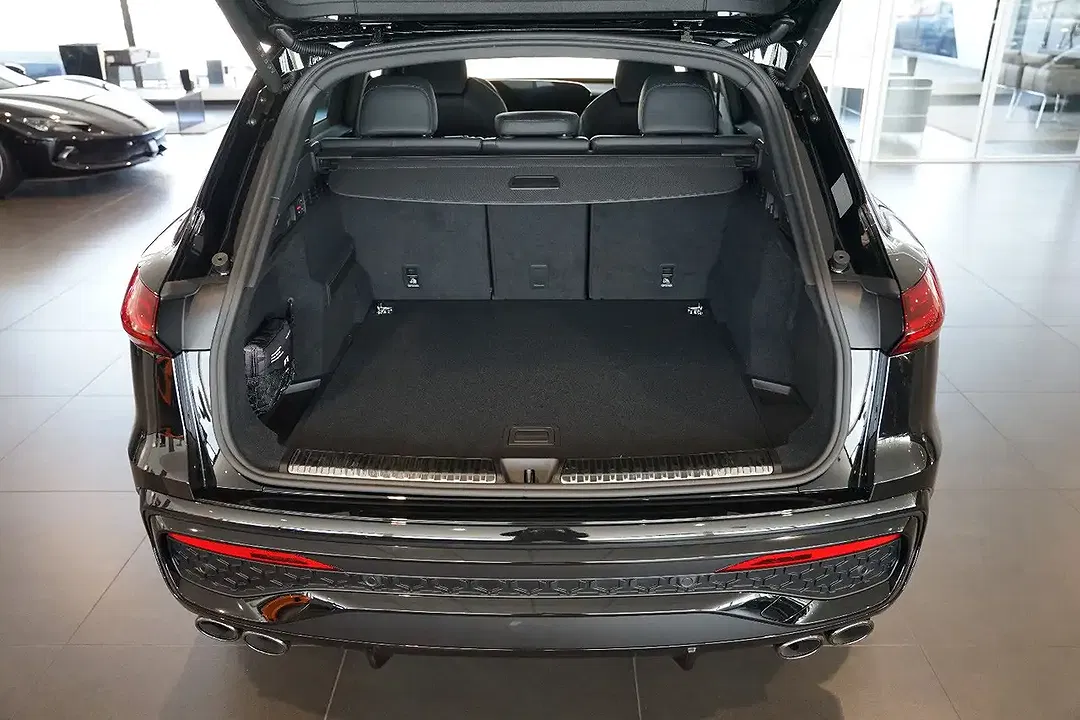 Audi SQ5 - Thumbnail 5