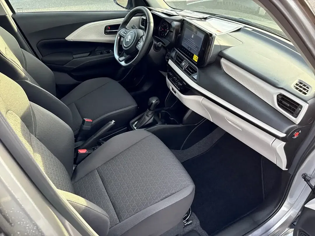 Suzuki Swift - Thumbnail 13