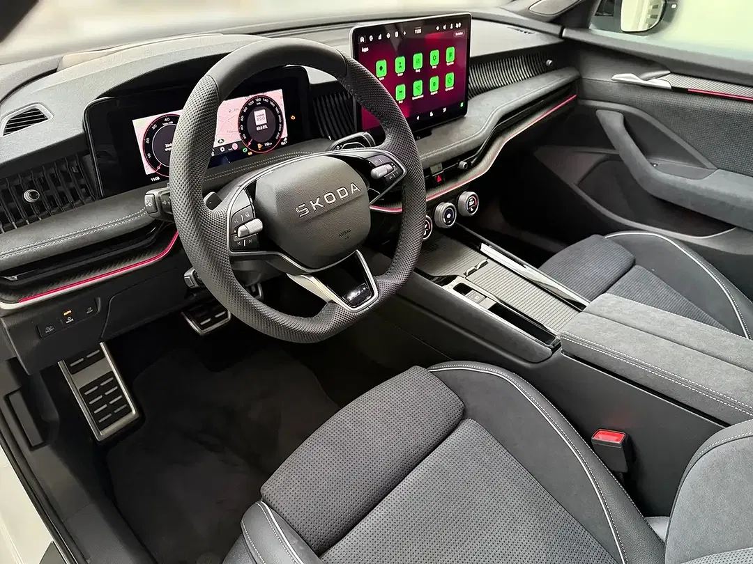 Skoda Superb - Thumbnail 7
