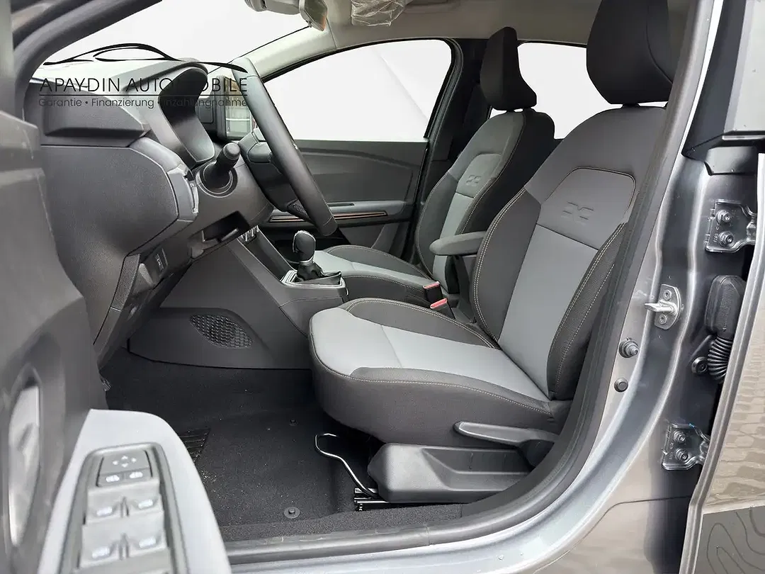 Dacia Sandero - Thumbnail 10