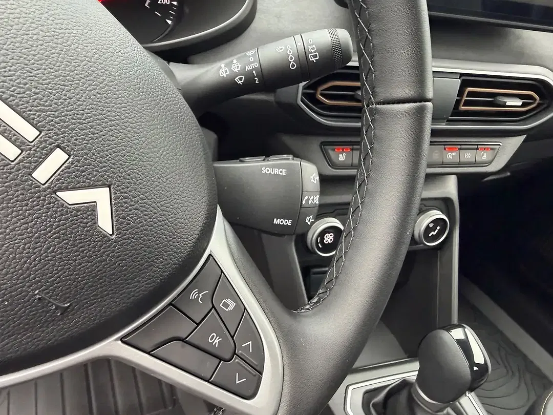Dacia Sandero - Thumbnail 28
