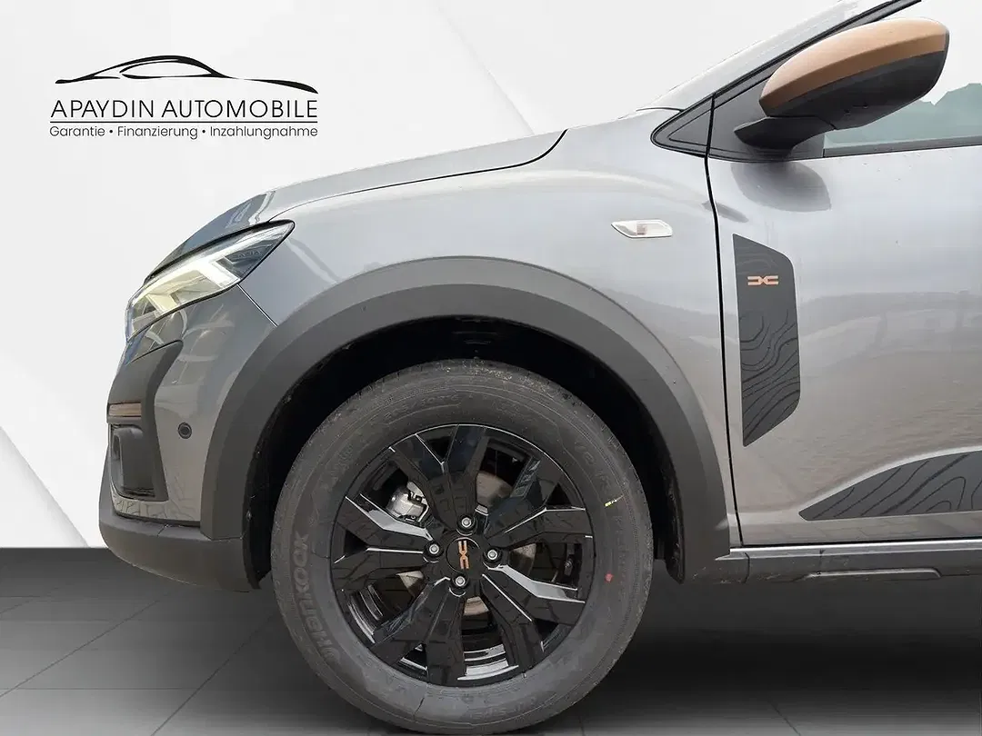 Dacia Sandero - Thumbnail 9