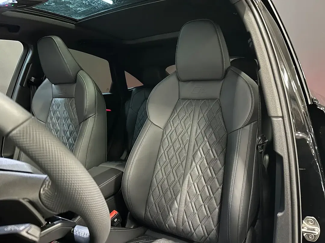 Audi SQ5 - Thumbnail 6