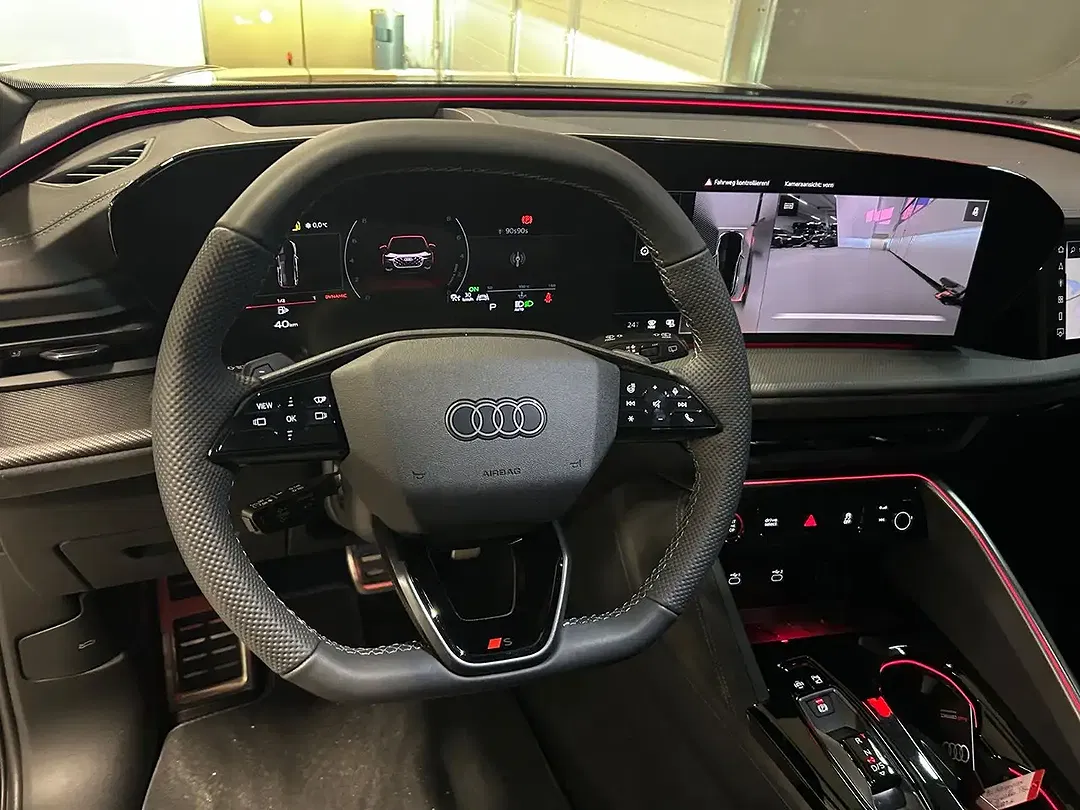Audi SQ5 - Thumbnail 9