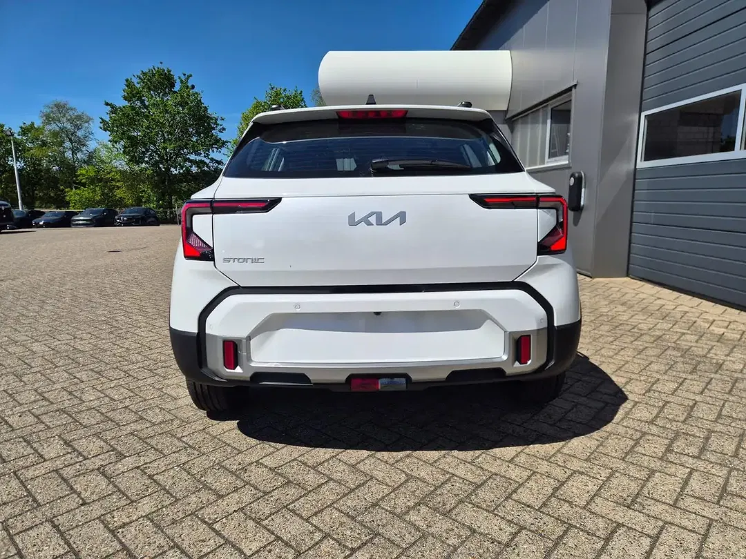 Kia Stonic - Thumbnail 4