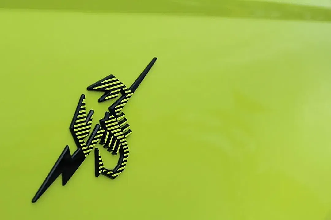 Abarth 500e - Thumbnail 8