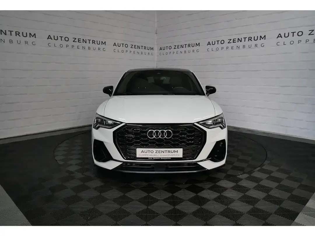 Audi Q3 - Thumbnail 8