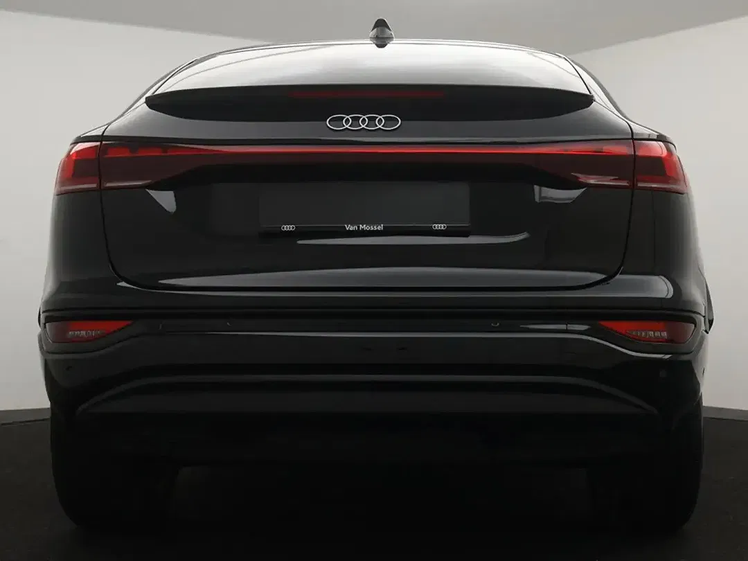 Audi Q6 e-tron - Thumbnail 11