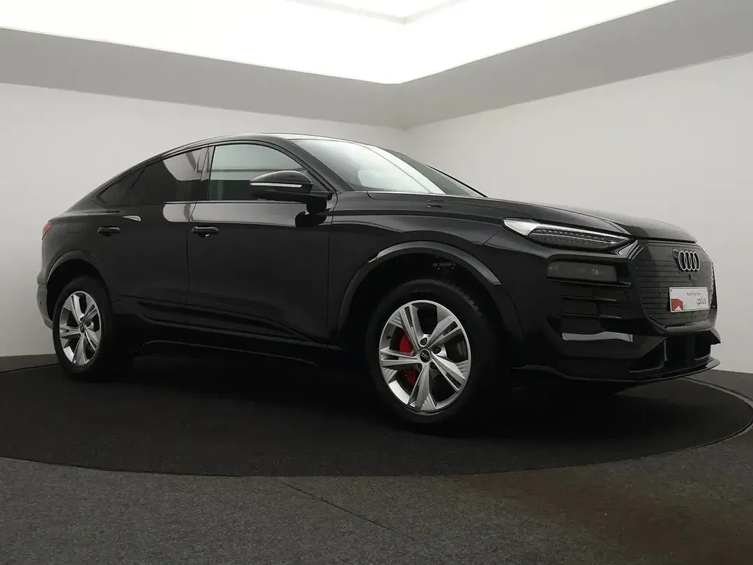 Audi Q6 e-tron - Thumbnail 12