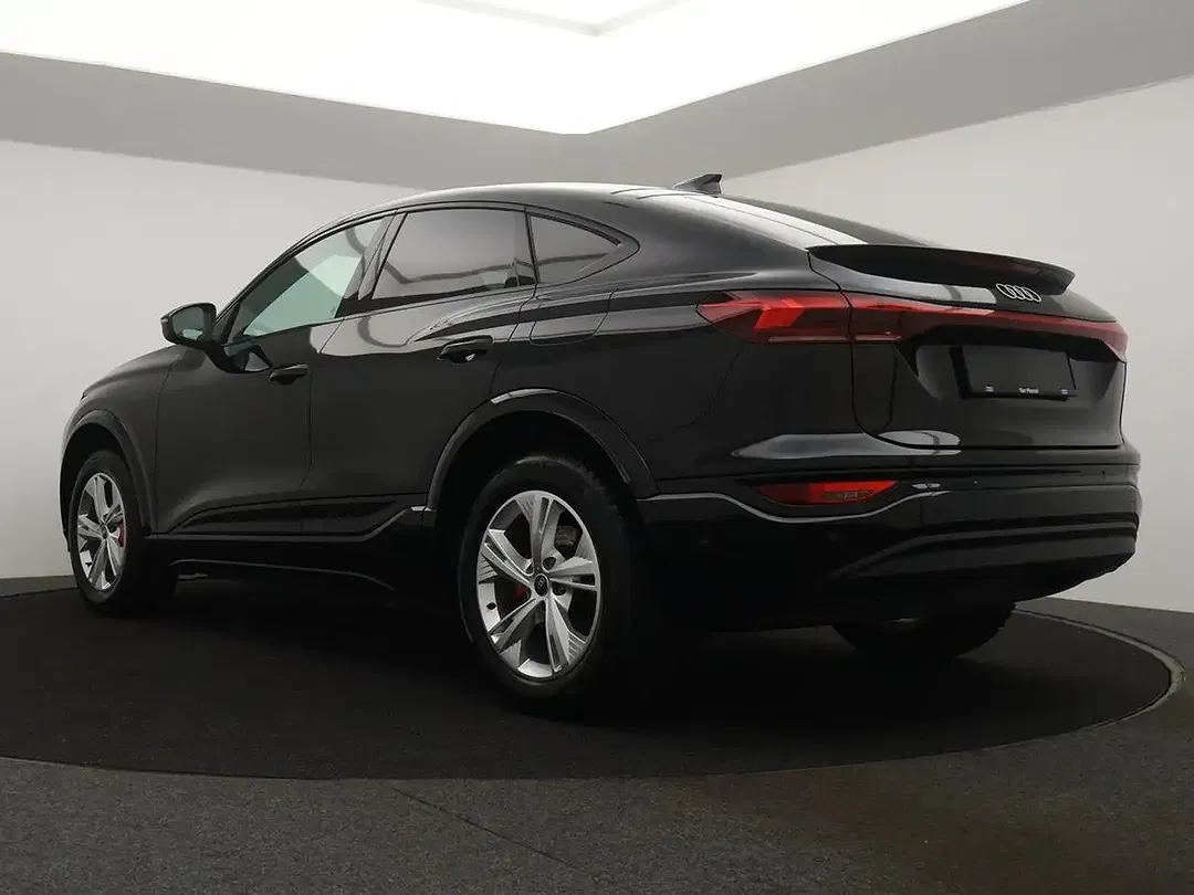 Audi Q6 e-tron - Thumbnail 13