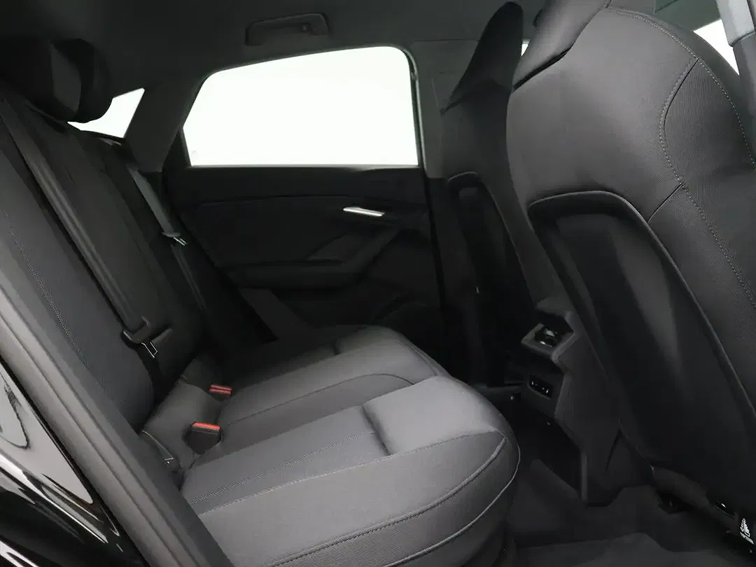 Audi Q6 e-tron - Thumbnail 6