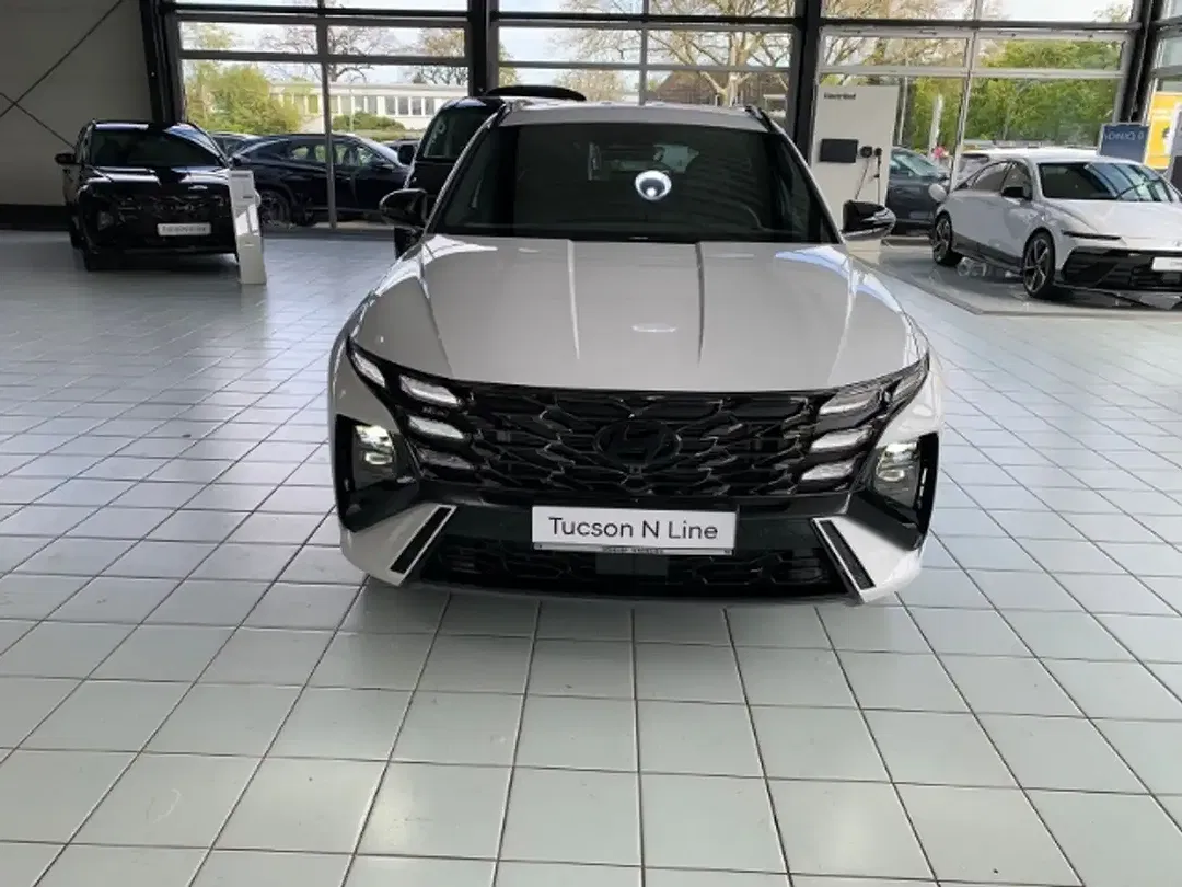 Hyundai TUCSON - Thumbnail 2