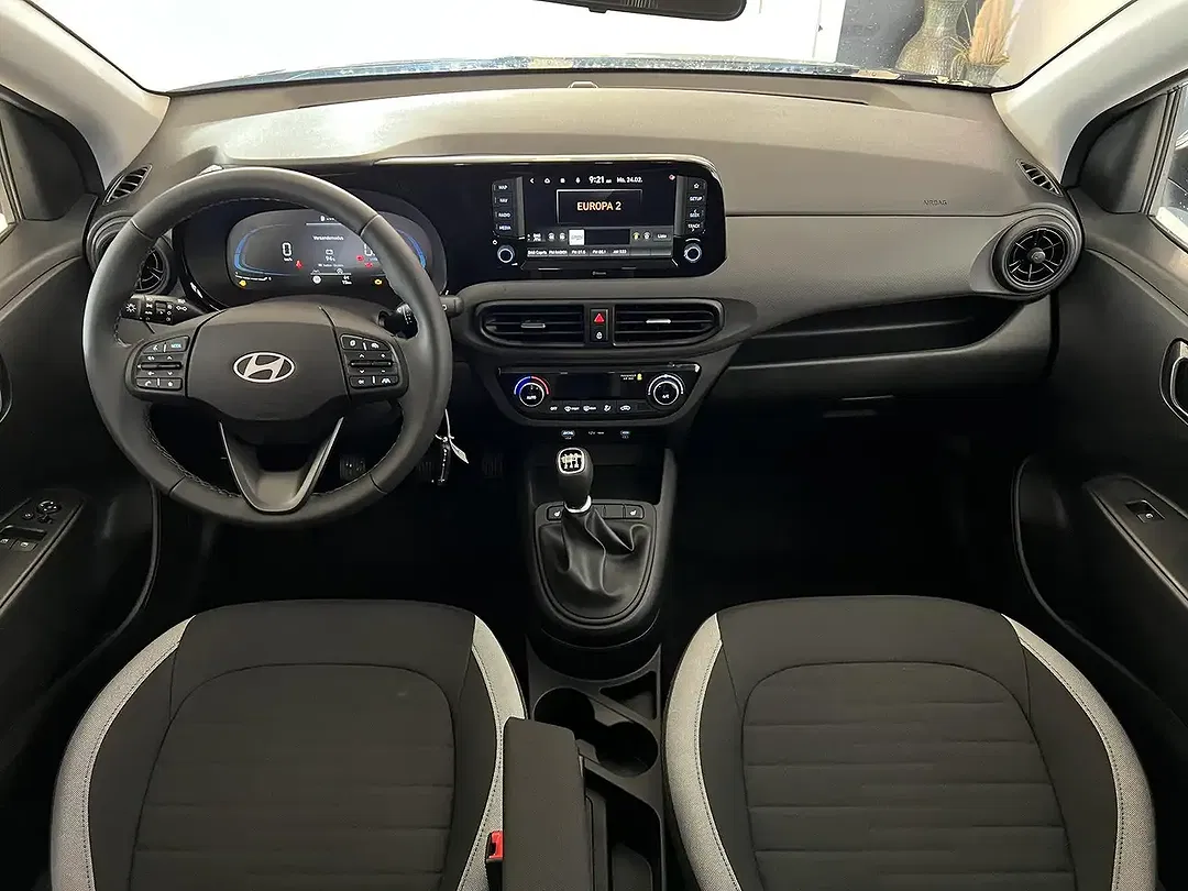 Hyundai i10 - Thumbnail 9