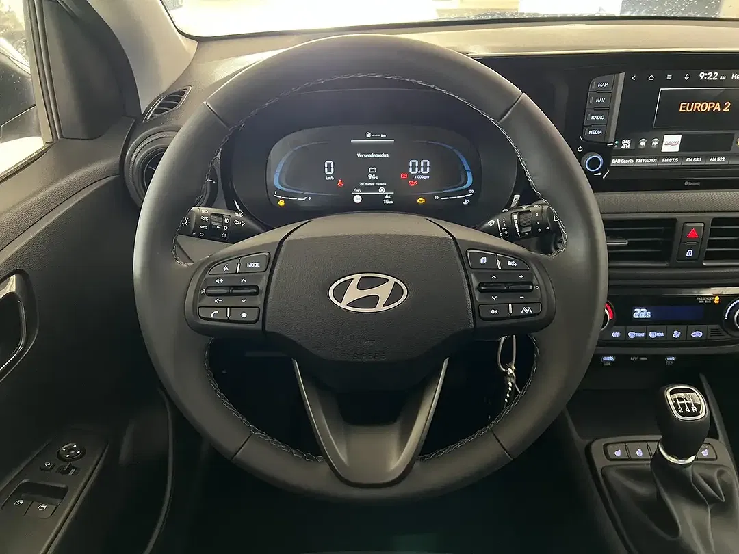 Hyundai i10 - Thumbnail 12