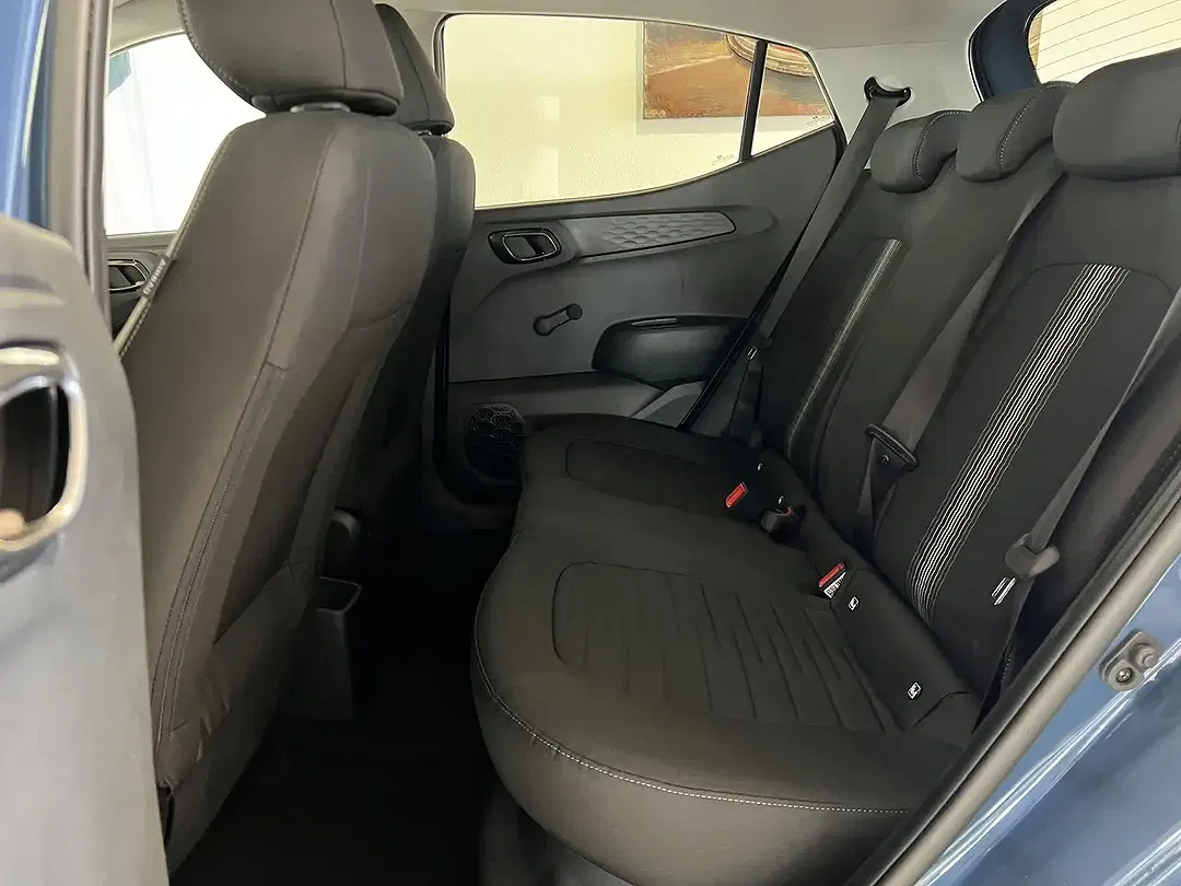 Hyundai i10 - Thumbnail 13