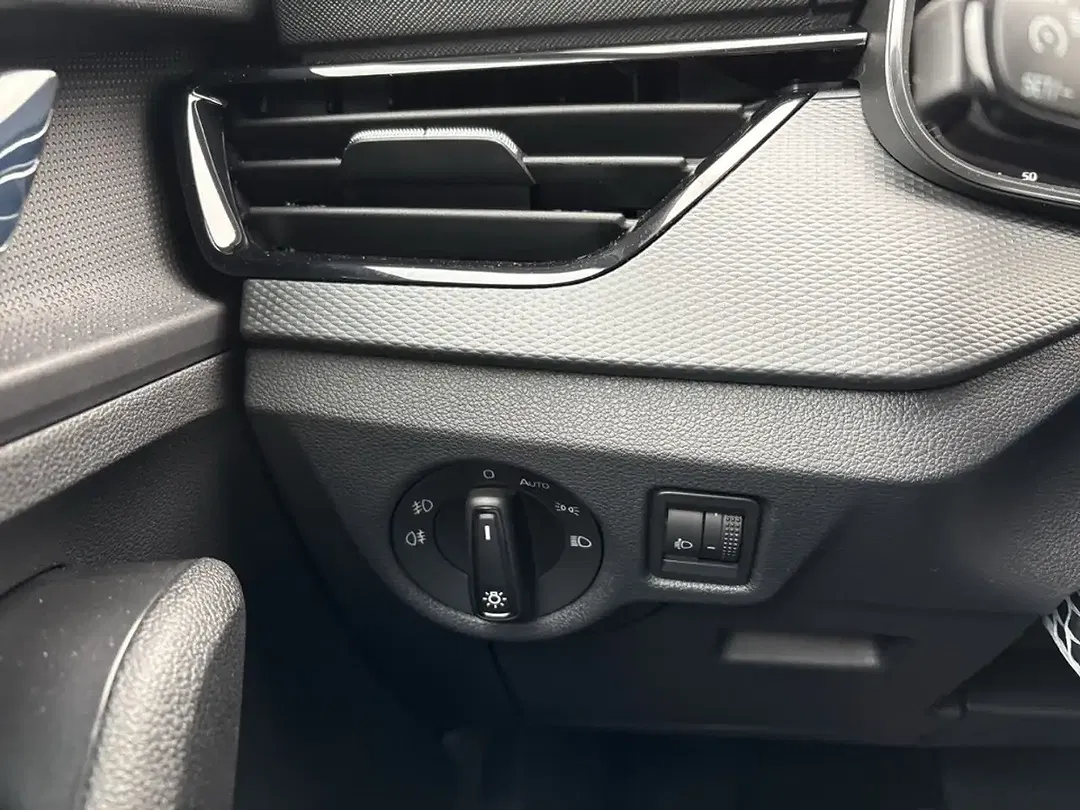 Skoda Scala - Thumbnail 13