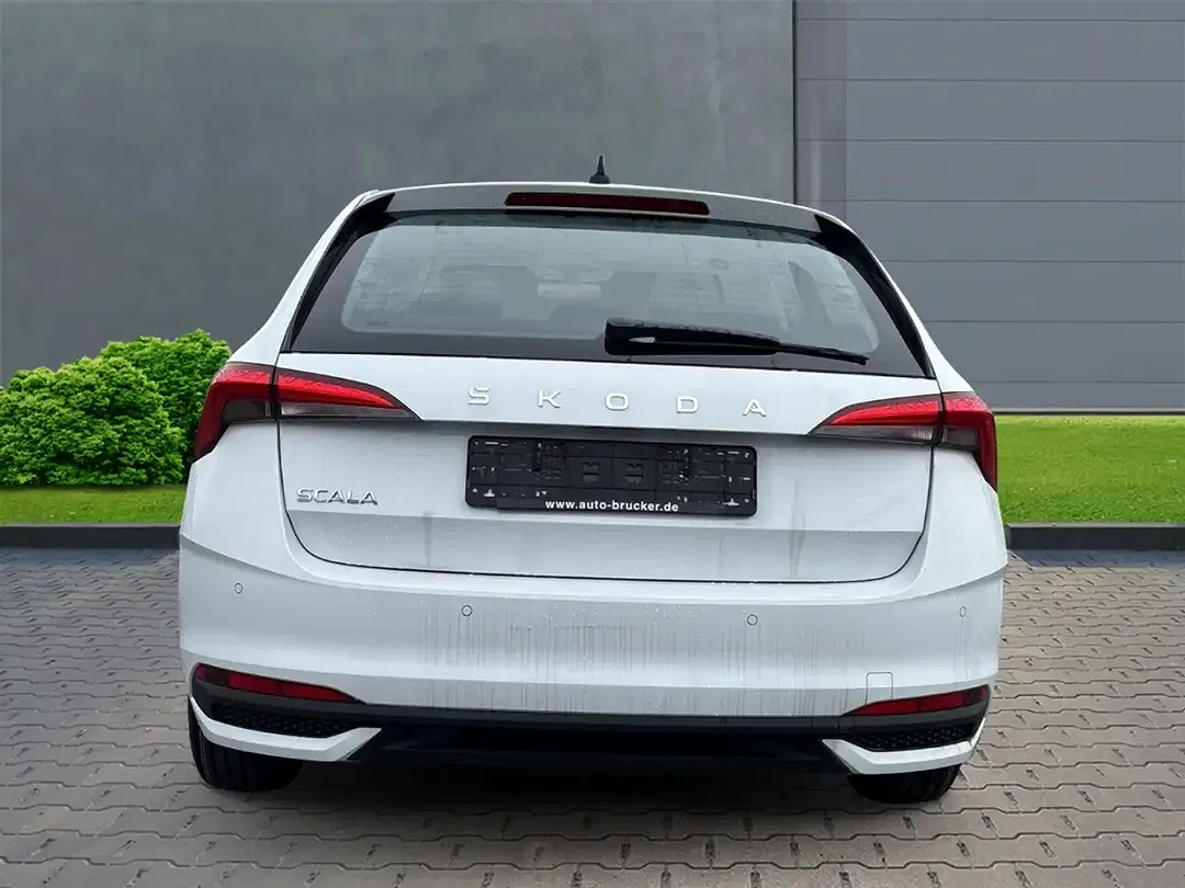 Skoda Scala - Thumbnail 3