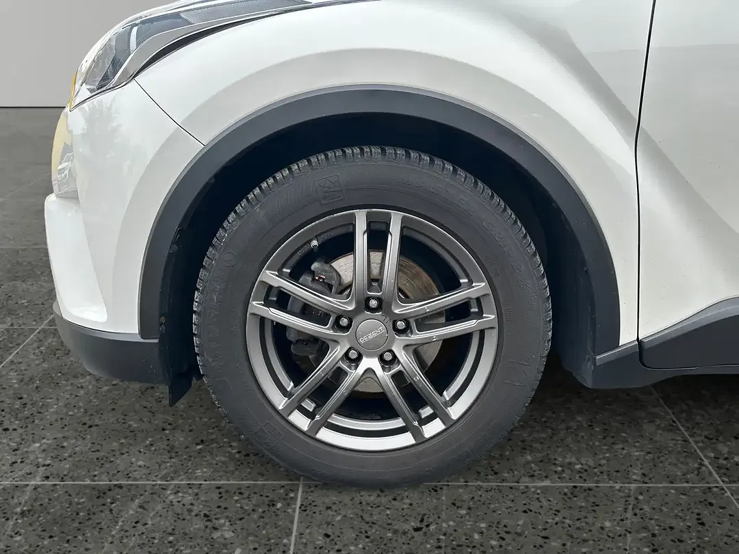 Toyota C-HR - Thumbnail 15