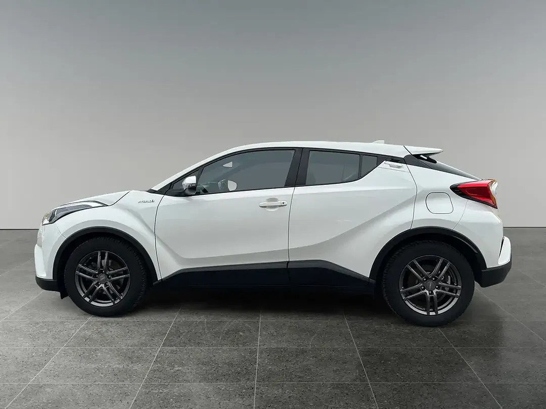 Toyota C-HR - Thumbnail 2