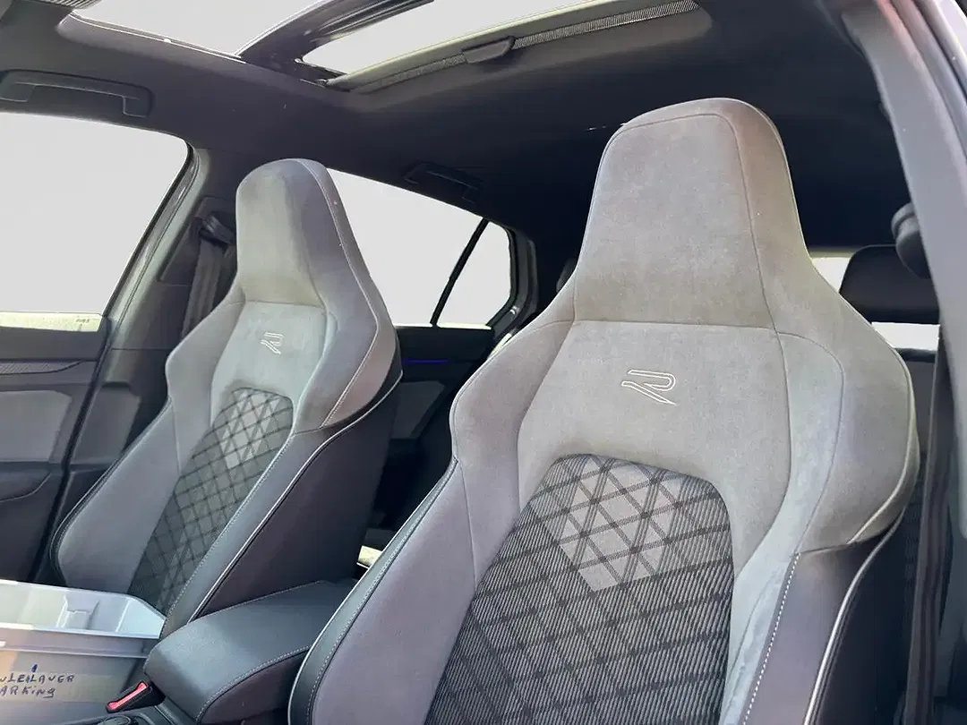 Volkswagen Golf - Thumbnail 5