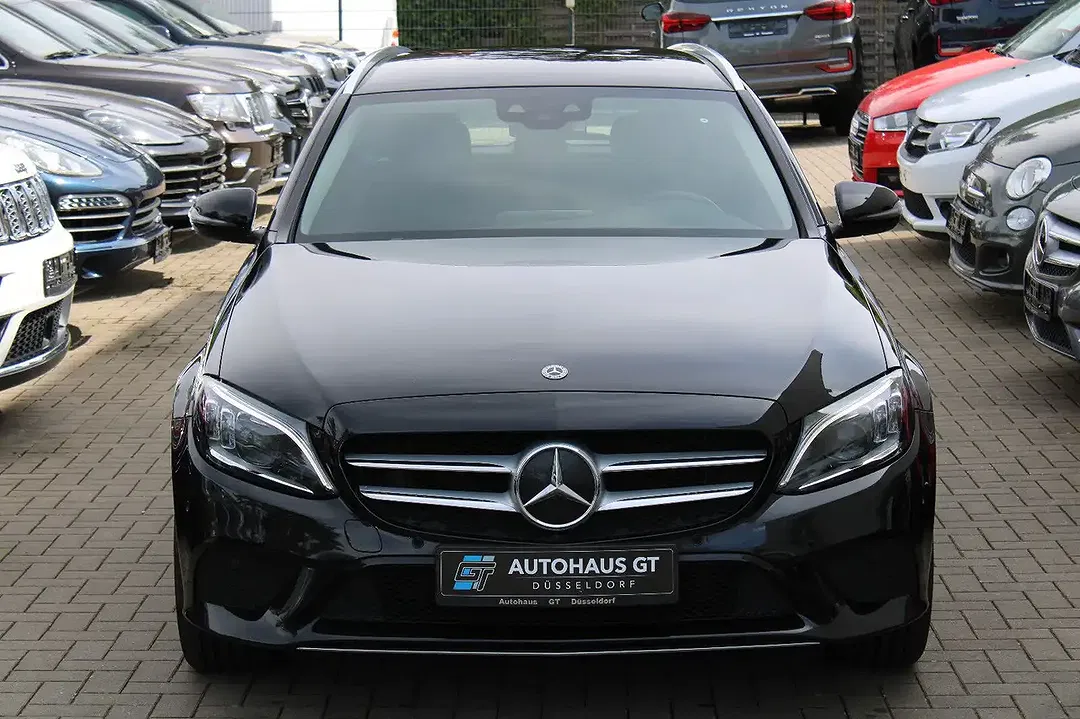 Mercedes-Benz C 300 - Thumbnail 5