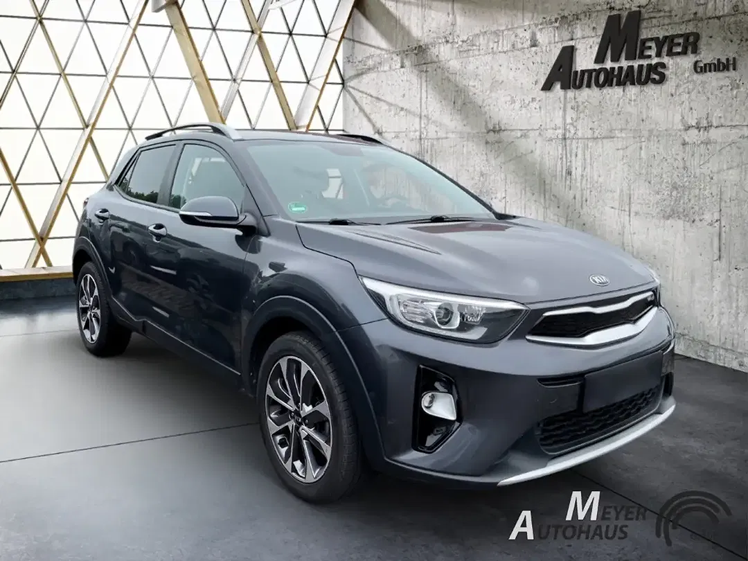 Kia Stonic - Thumbnail 11